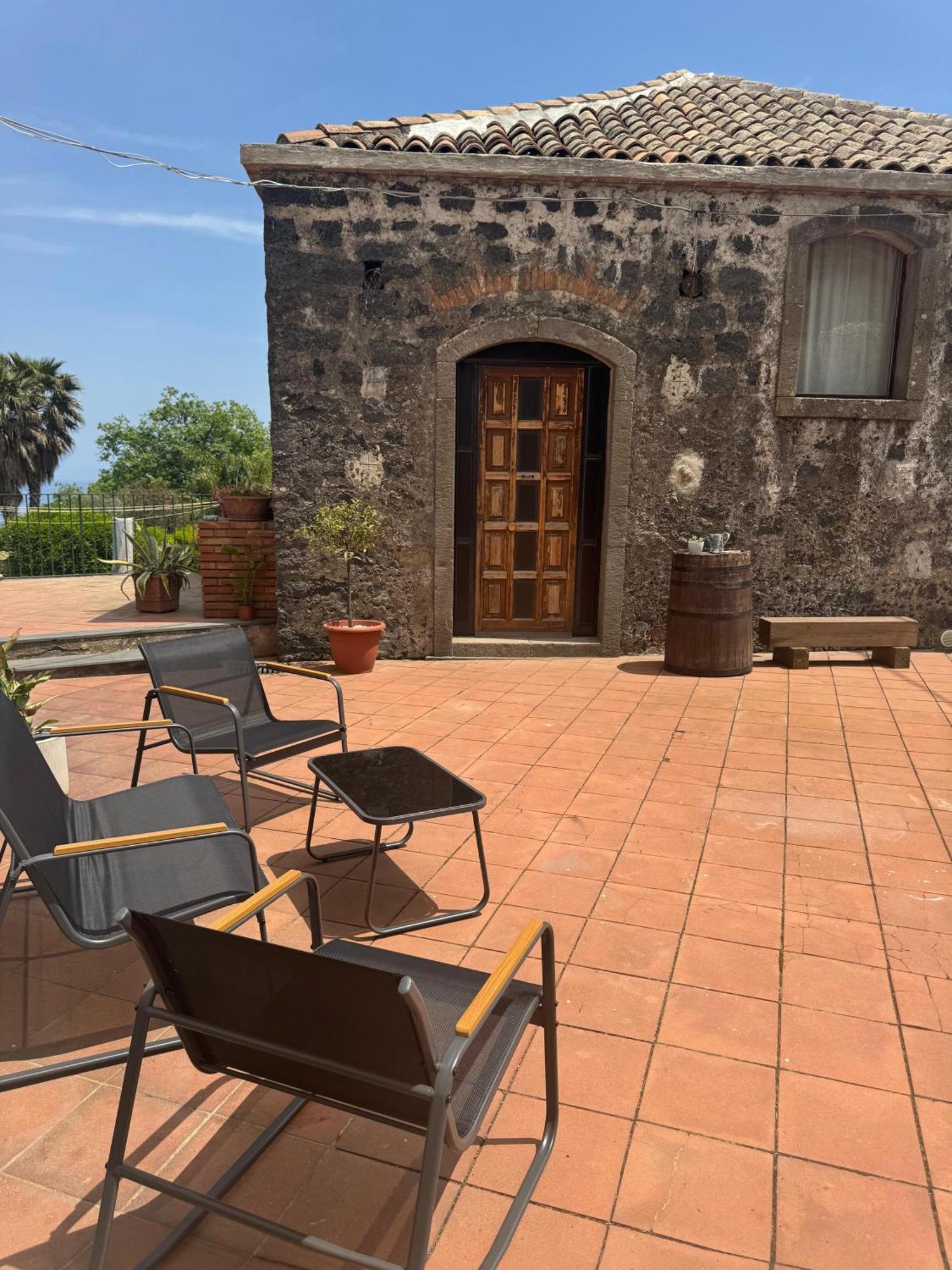 Villa Alessio - Case Vacanza Con Piscina Sull'Etna Puntalazzo 外观 照片